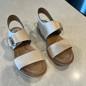 Elegant Sofft brand Cream Sandals